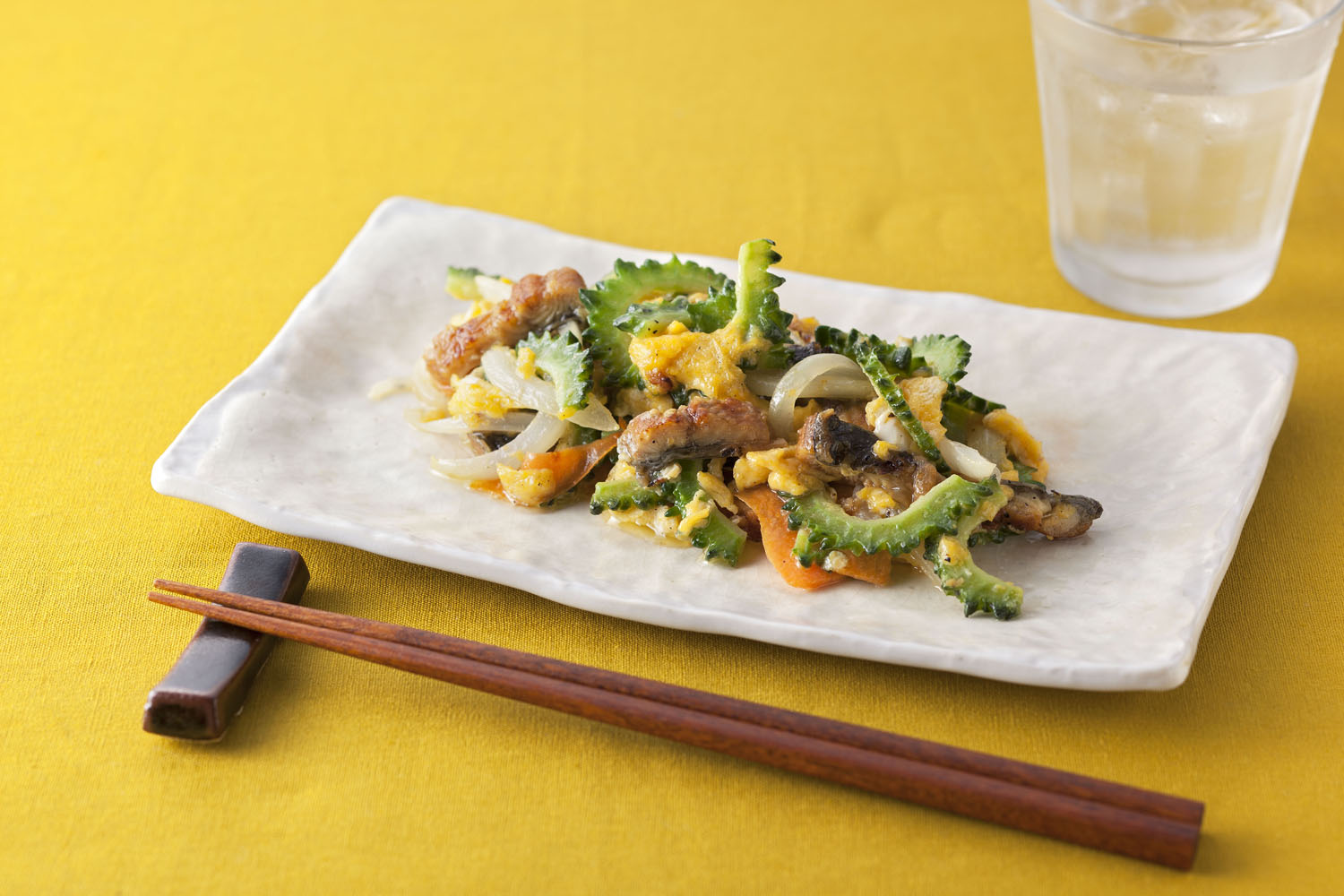 鰻とゴーヤのチャンプルー